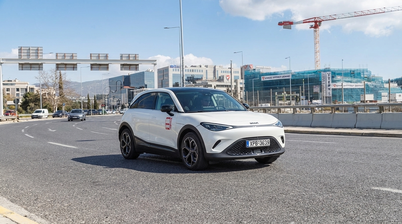 Η ανάρτηση smart #3 έκανε «ίσιωμα» τους δρόμους γύρω από τα Εξάρχεια, ενώ διαχειρίστηκε και πολύ καλά τα συνεχόμενα και ψηλά σαμαράκια πριν το Ellinikon Park.